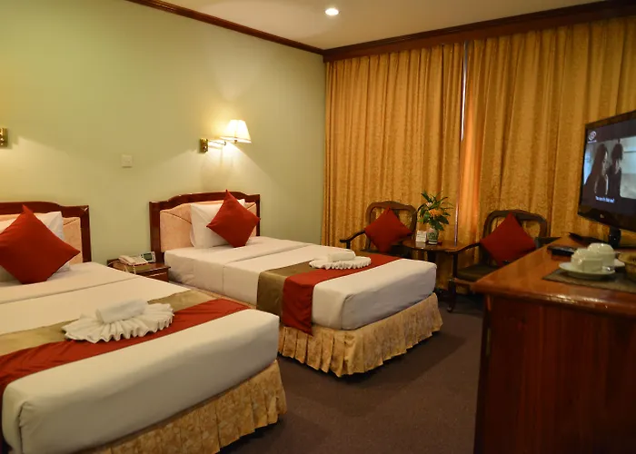 Angkor Hotel 4*
