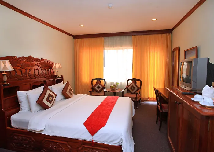 Hotel Angkor 4*