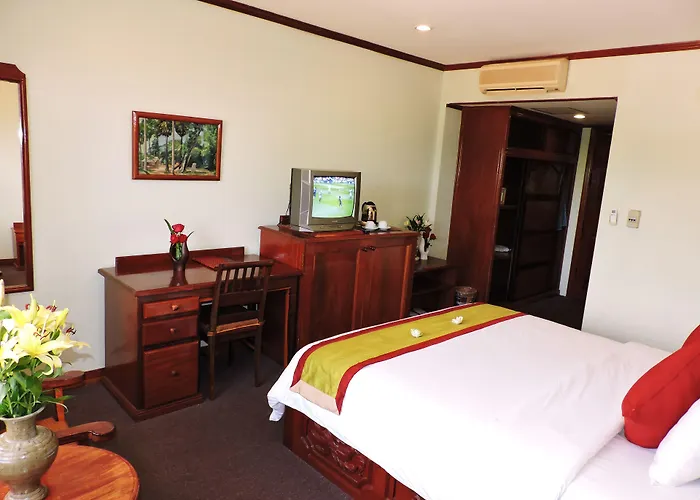 Angkor Hotel 4*