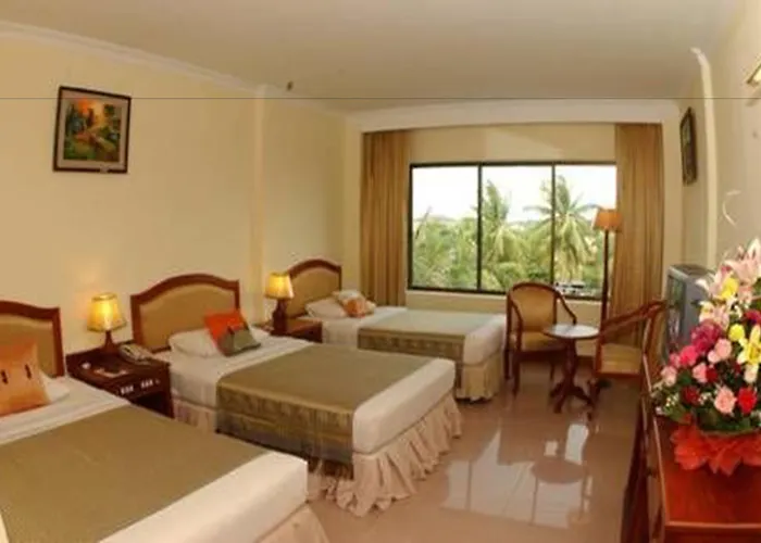Angkor Hotel 4*