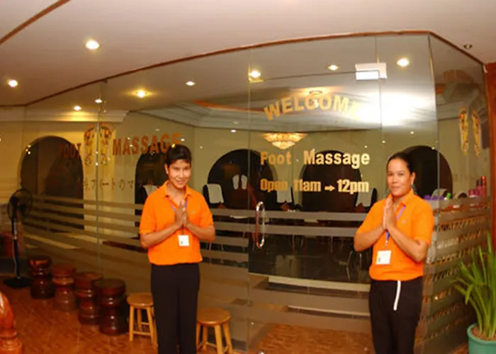 Angkor Hotel