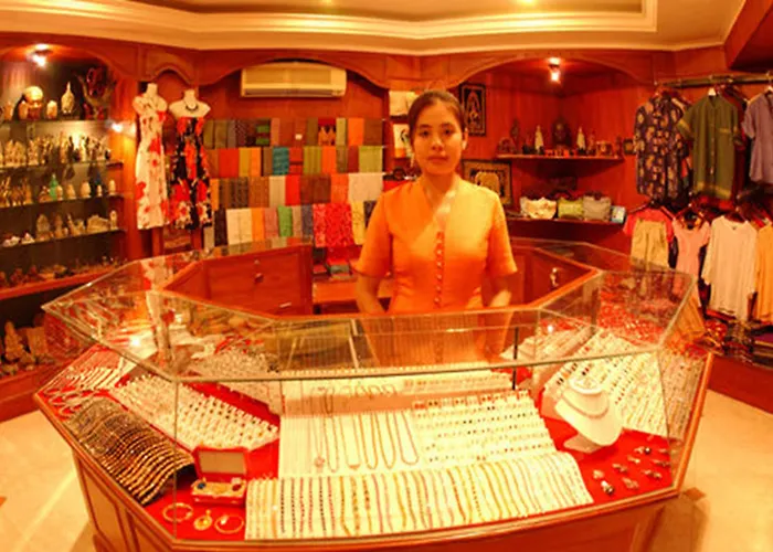 Hotel Angkor 4*