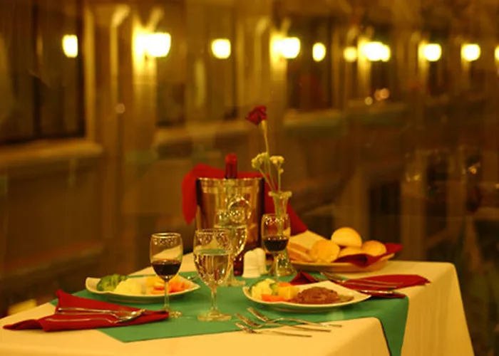 Angkor Hotel 4*