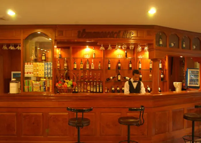 Hotel Angkor 4*