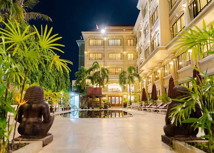 Hotel Angkor 4*